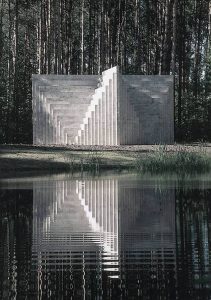 Reference of Sol Lewitt installation at Europos Parkas