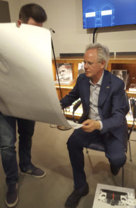 Matteo Rossi, meeting Horacio Pagani with a Corona Renderer print